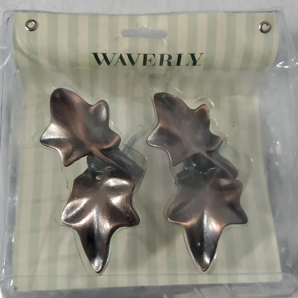 🏠 NEW Waverly Decorative Finials Weathered Bronze Leaf Curtain Rod Ends Se…